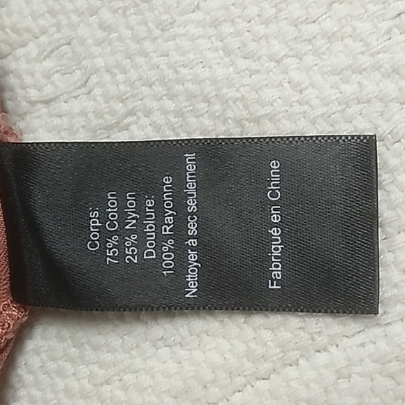 Astr Women's Jumper / Rompers size small in salmon & black with zippered back. - Picture 8 of 9